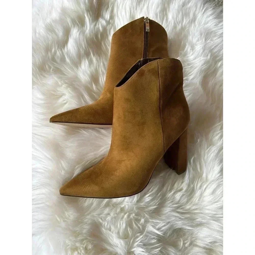 Marc Fisher Lezari Bootie - Picture 5 of 7